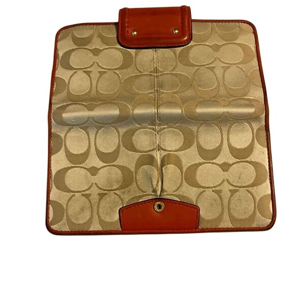 Coach classic well loved wallet - Picture 5 of 5